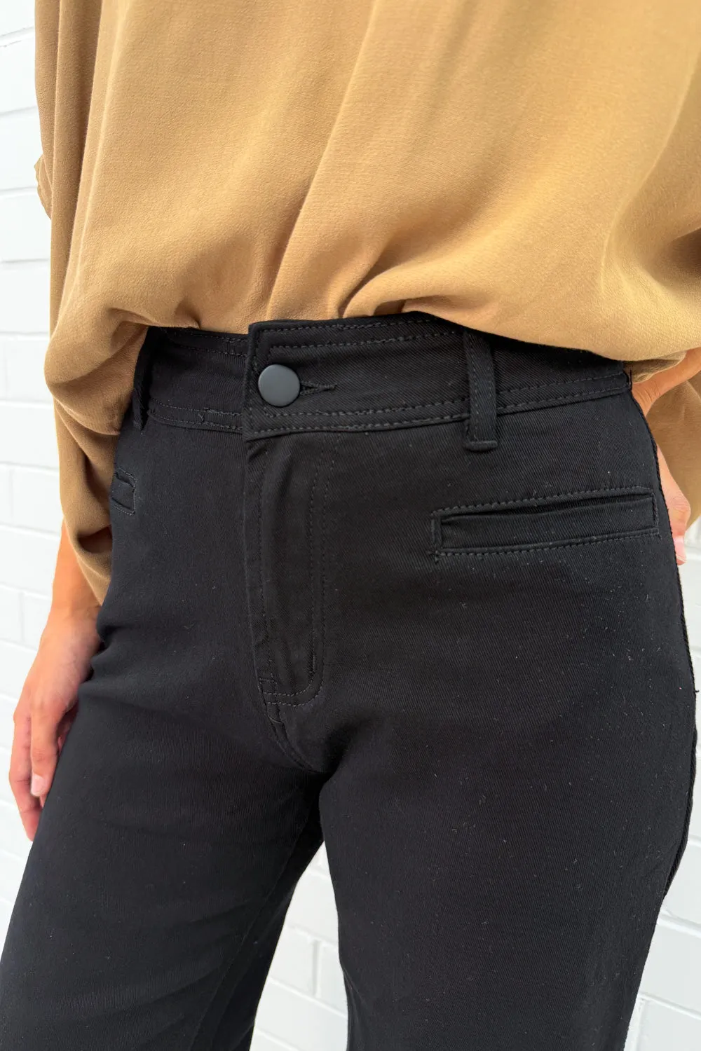 Joni Jeans