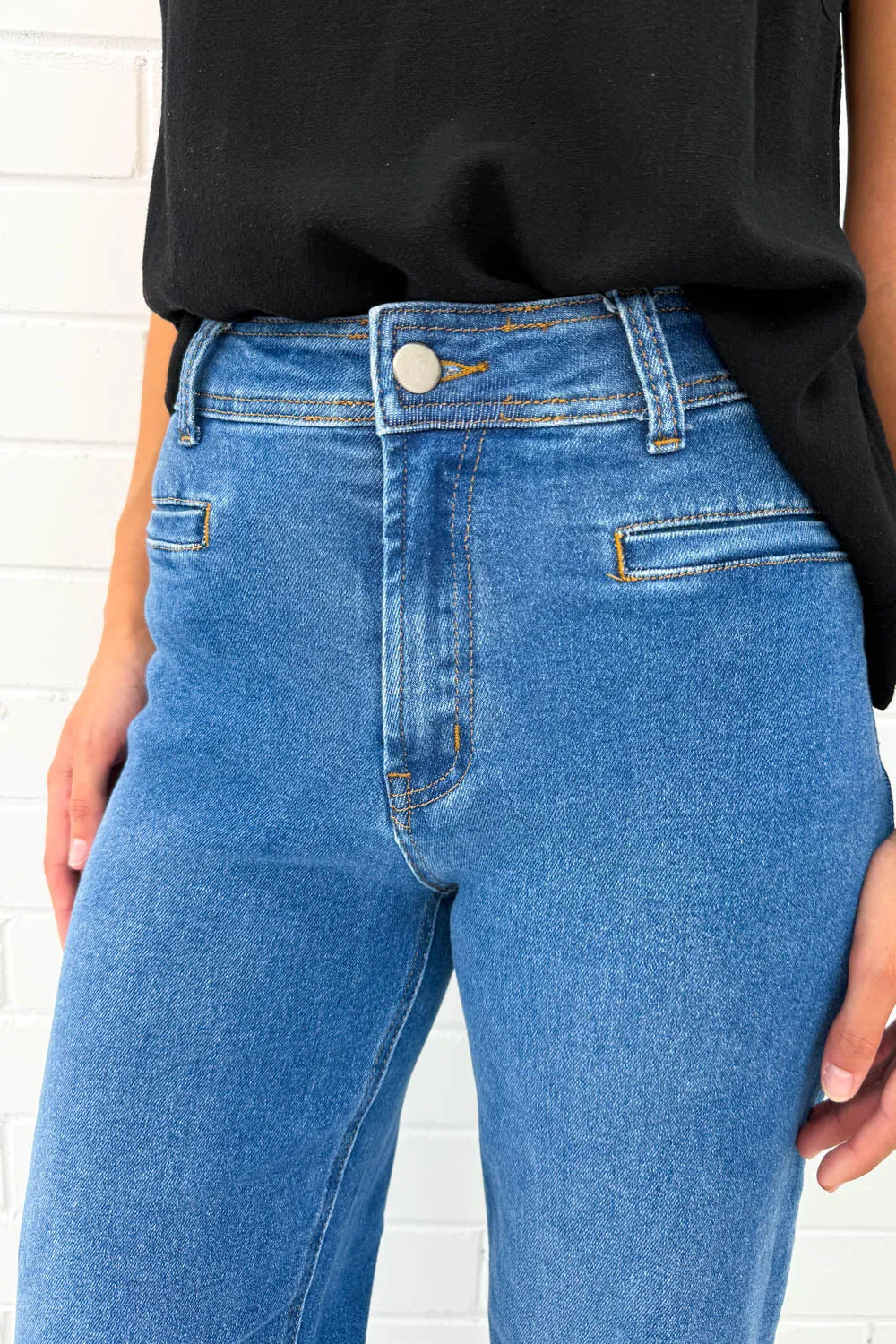 Joni Jeans
