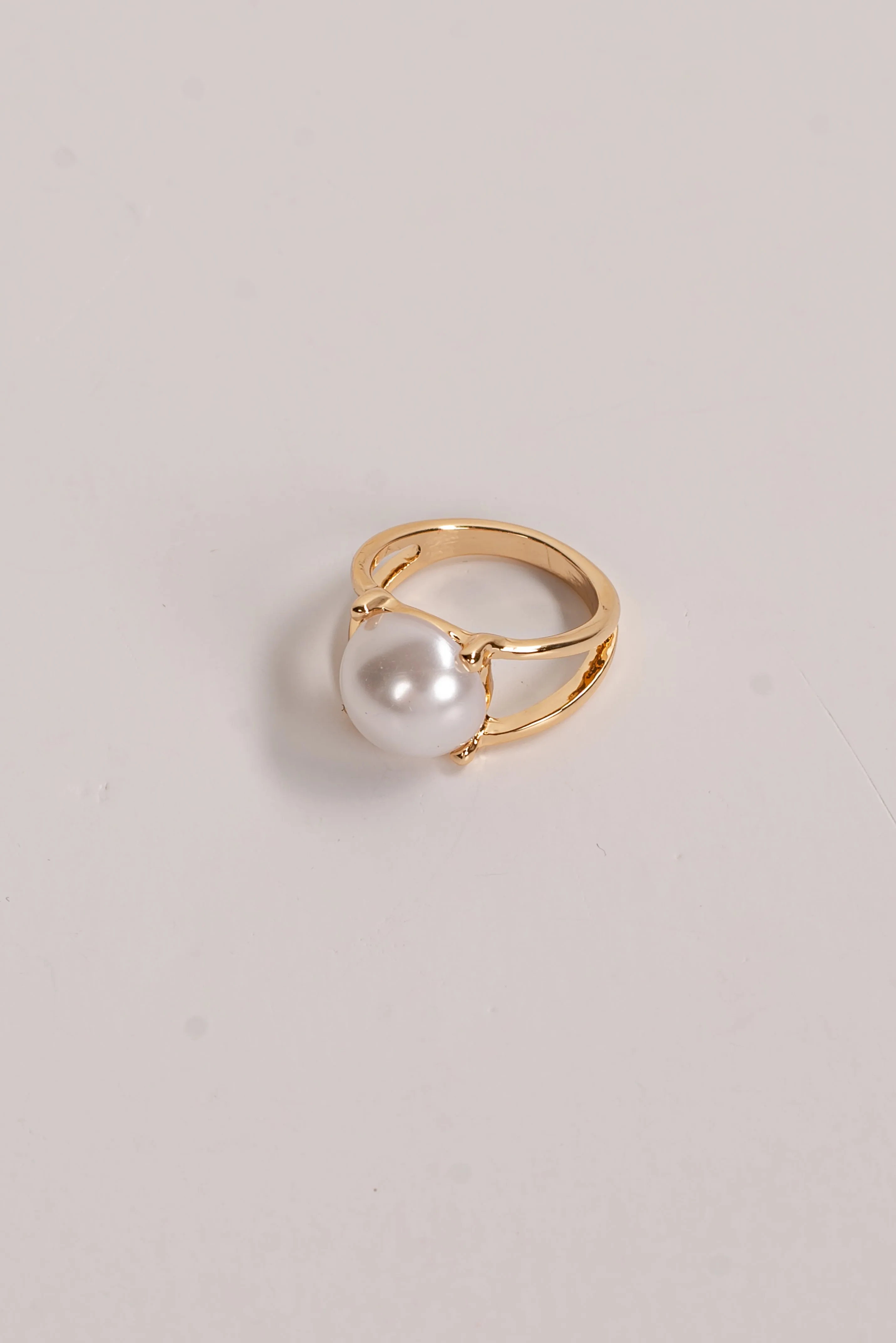 Mallory Gold Pearl Ring