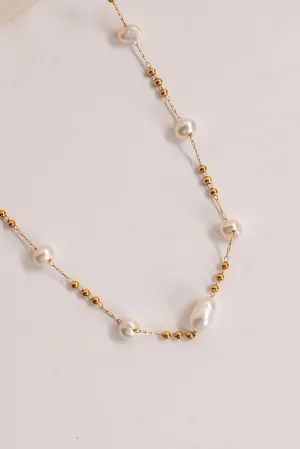 Miley Gold Pearl Chain Necklace