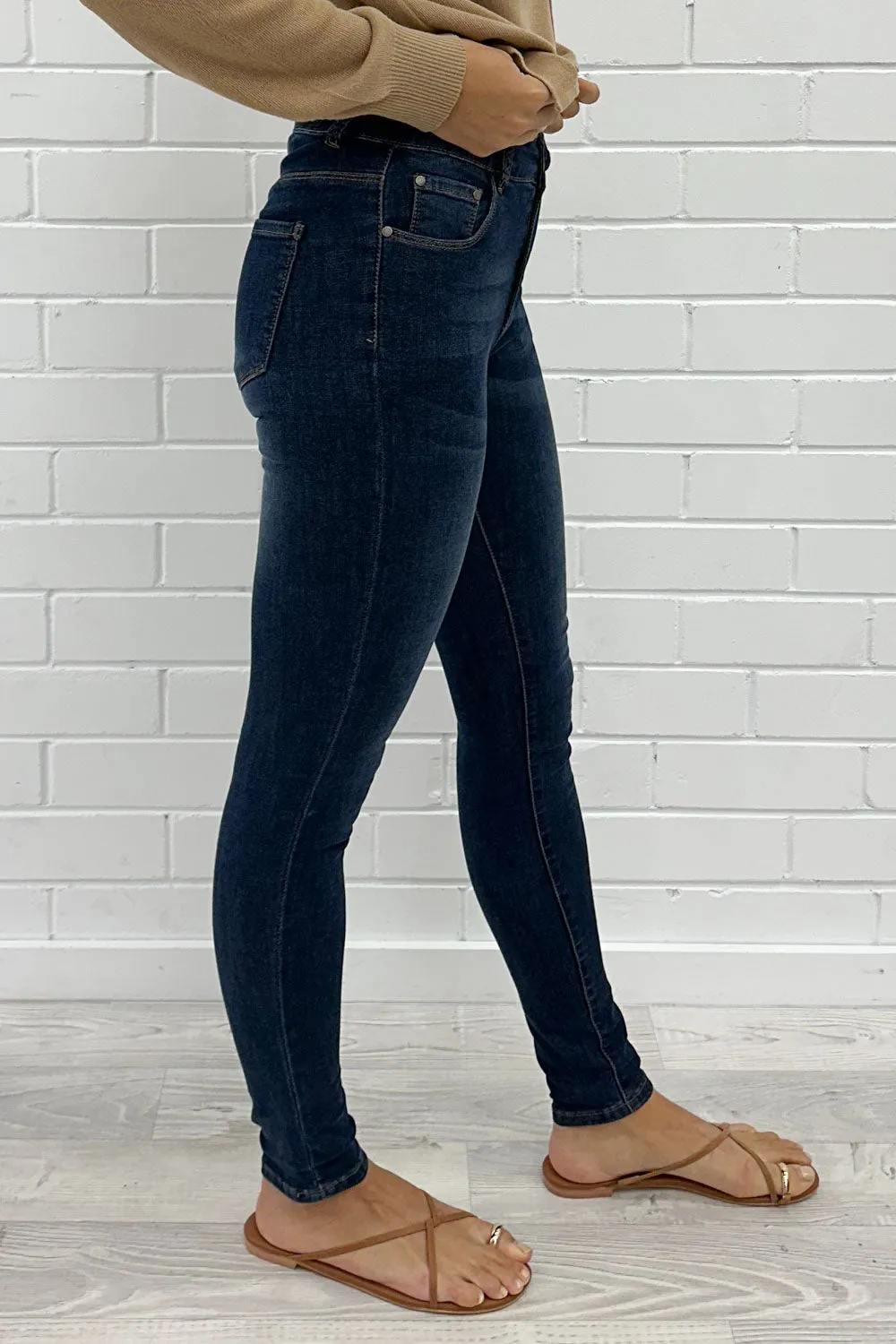 Romy Jeans